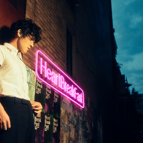 Crowd Lu “HeartBreakFast” World Tour