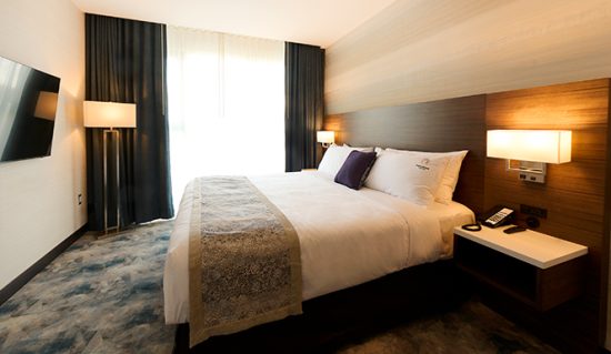 Suite Bedroom
